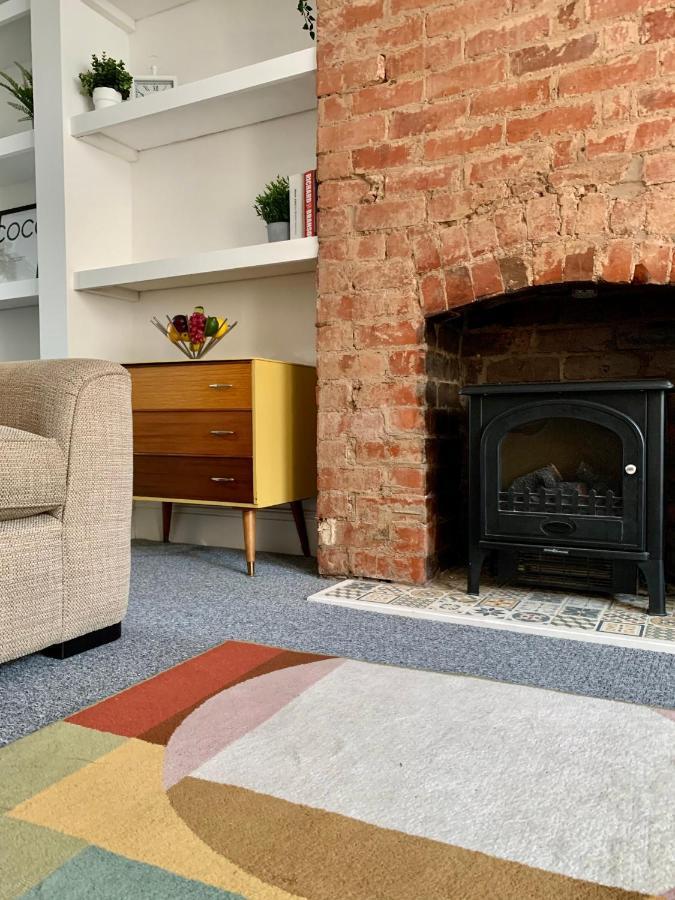 Contemporary 2 Bedroom Victorian Town House - Sleeps Up To 6 Kimberley  Eksteriør billede