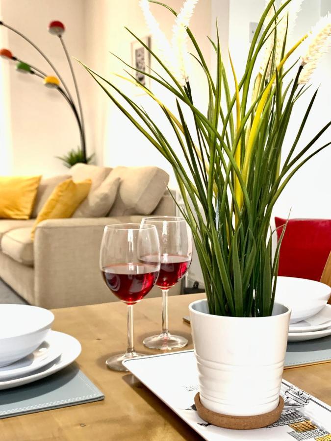 Contemporary 2 Bedroom Victorian Town House - Sleeps Up To 6 Kimberley  Eksteriør billede
