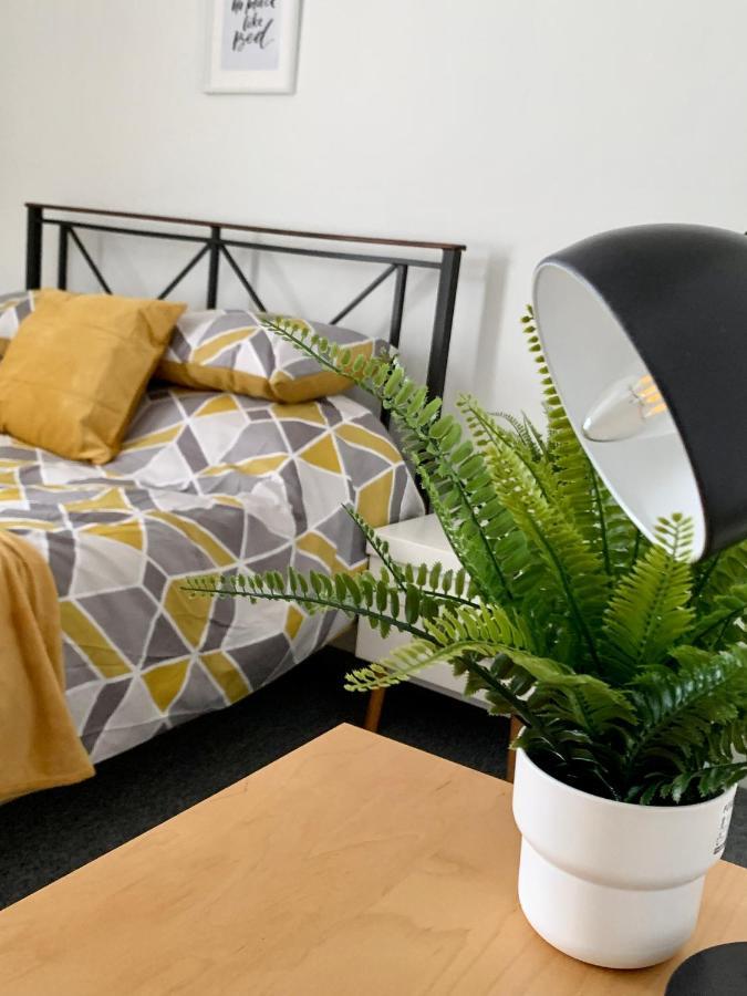 Contemporary 2 Bedroom Victorian Town House - Sleeps Up To 6 Kimberley  Eksteriør billede